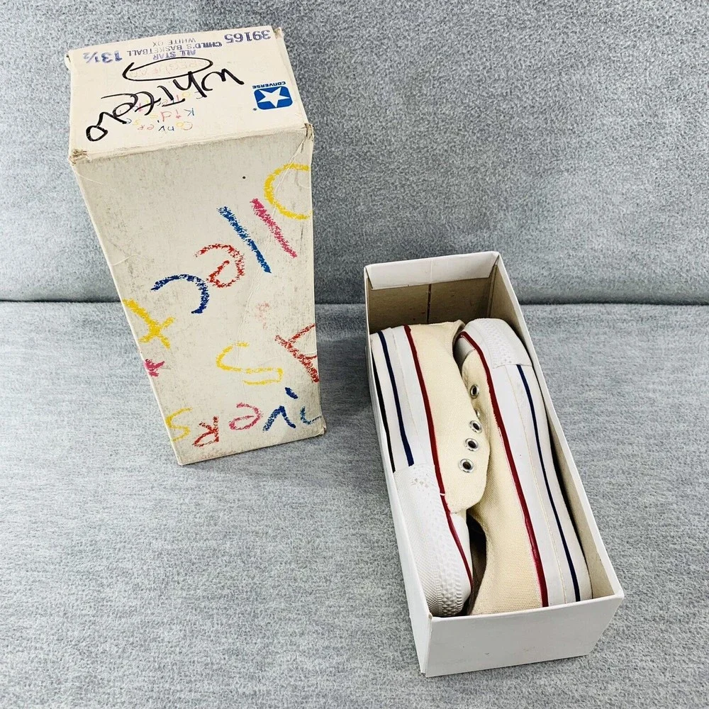 CONVERSE VINTAGE All Star - Youth Size 13.5 Cream Sneakers Chuck Taylor Low Top